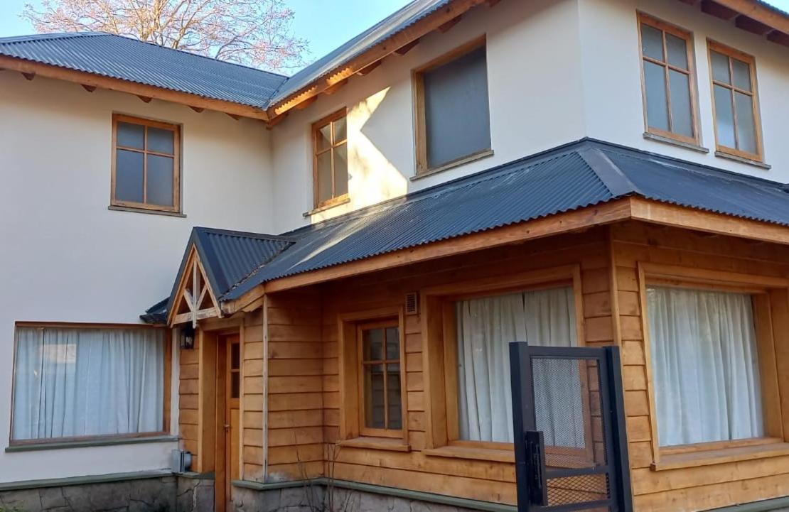 Refugio Del Arroyo Aparthotel San Martín de los Andes Exteriör bild